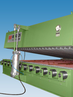 Drying tunnel: Slot nozzle dryer with book type opening
